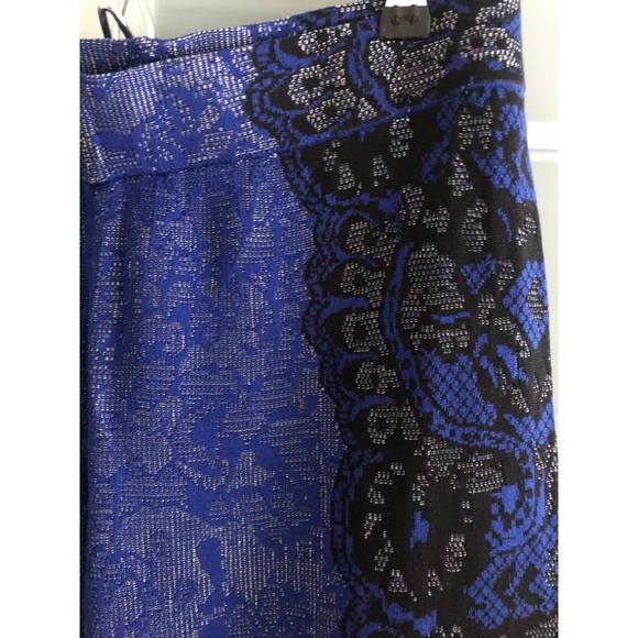 BCBG Harem Style Knit Pants - Picture 4 of 8